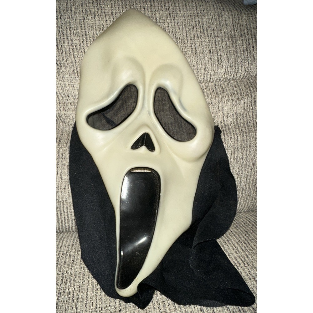 Ghostface Scream Easter Unlimited Mask White Black Fun World Halloween Youth